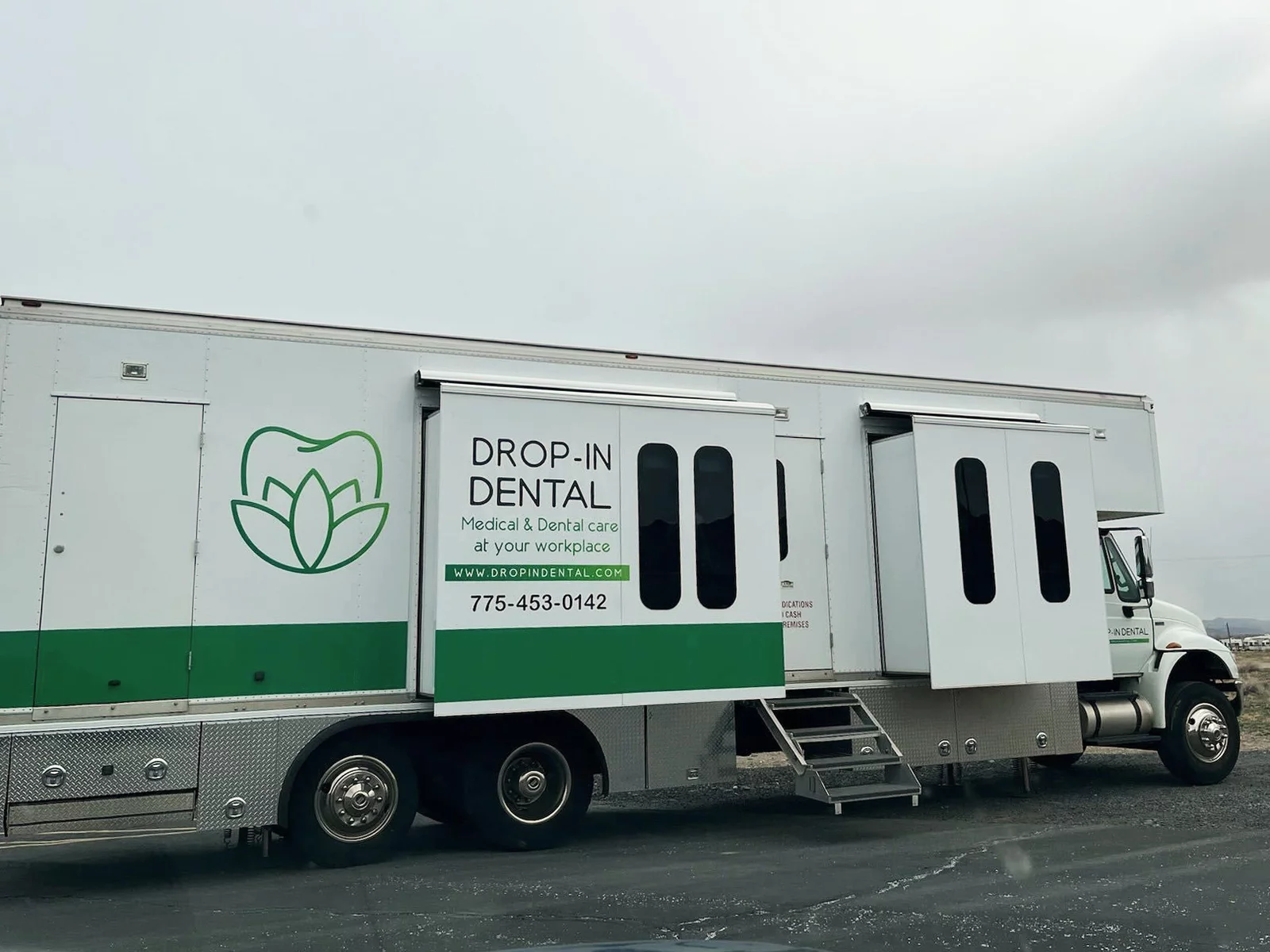 Clinics on wheels bring doctors and dentists to health care deserts